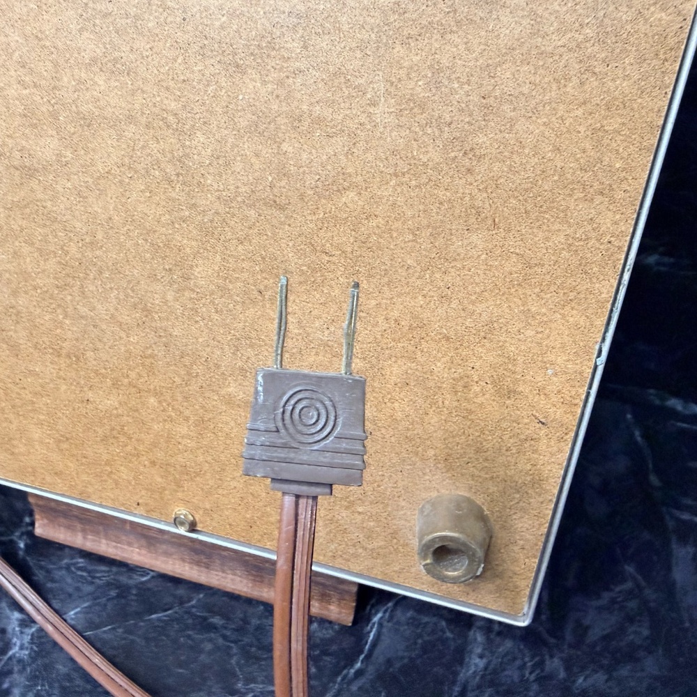 DEVON Electric Tray - Picture 12 of 12